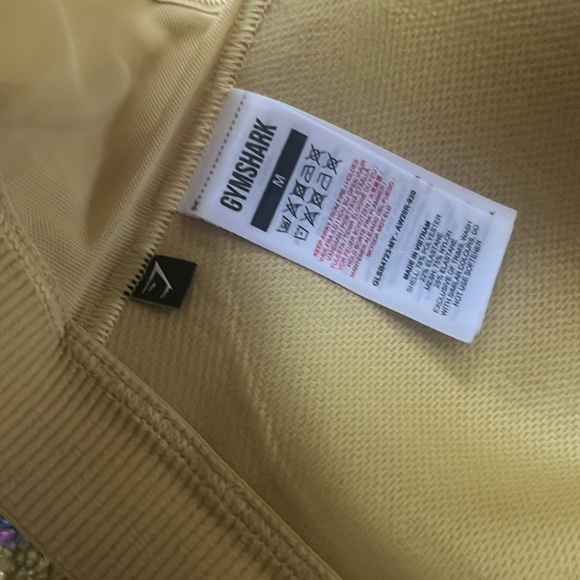 GYMSHARK OPEN BACK SPORTS BRA SIZE MEDIUM - Picture 3 of 3